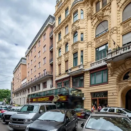 Ultra Central - Peaceful Sleep Budapest Exterior photo